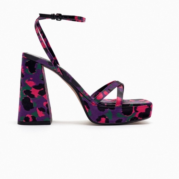 ZARA PRINTED PLATFORM SANDALS - Picture 3 of 5